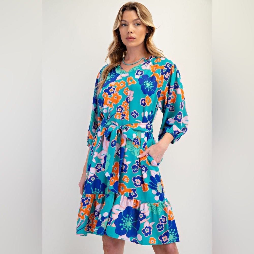 Easel Floral Seaform Dress NWT